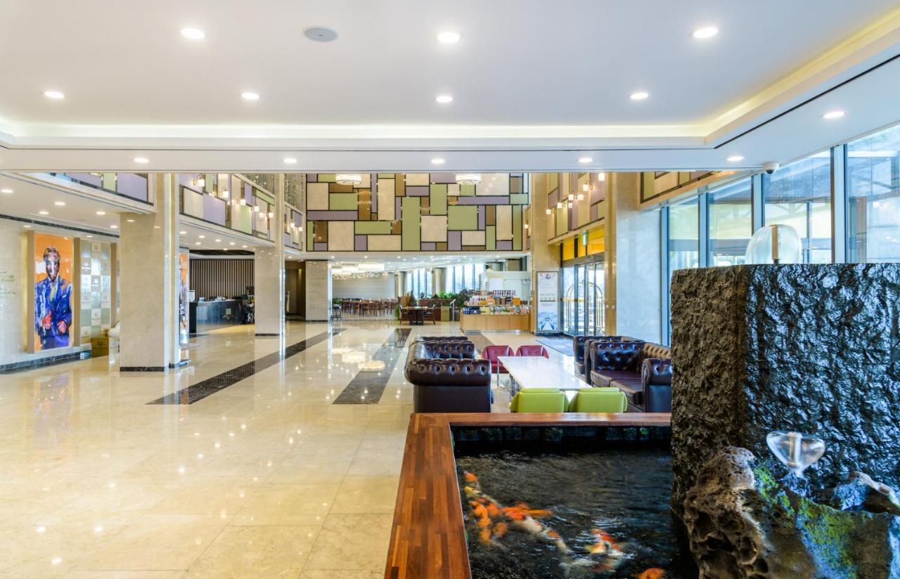 Uni Hotel Jeju Esterno foto